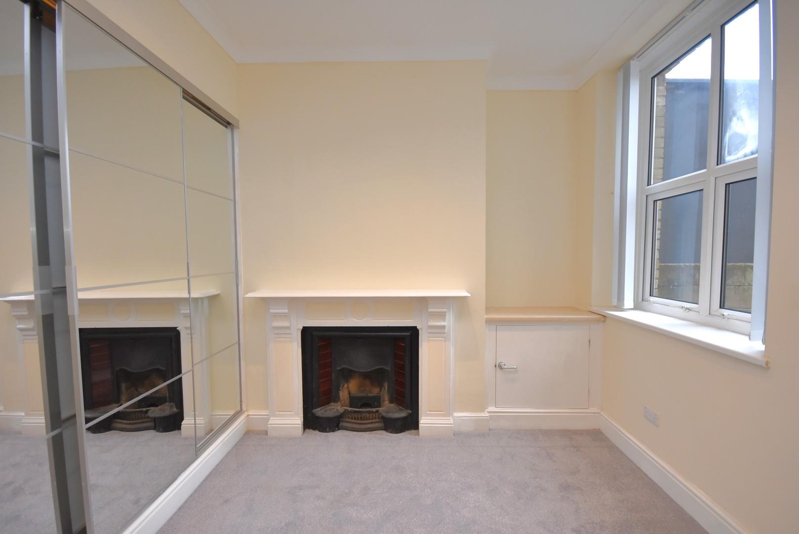 Ground Floor Flat Front ,13 Victoria Road, Penarth, CF64 3EG